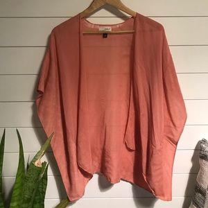 Universal Thread OSFM Kimono
